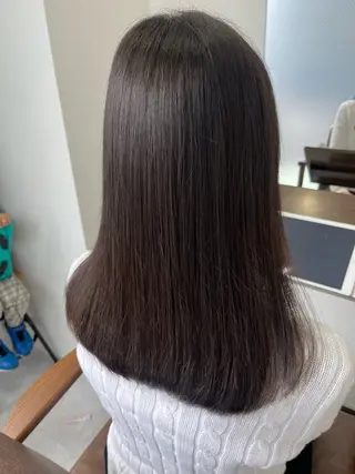 セミロング カラー 暖色*ベージュ *くらたあやかのヘアスタイル