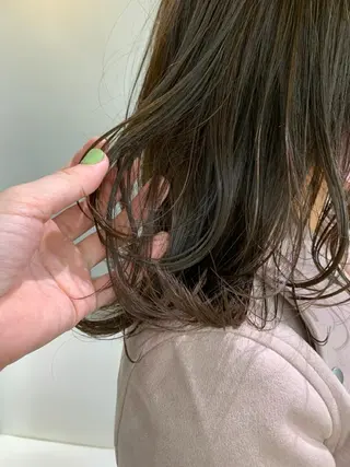 ミディアム カラー 👑満足度1000% 重村 春奈👑のヘアスタイル