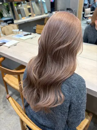 ロング 艶々ブリーチ職人🎀 あげは💖のヘアスタイル