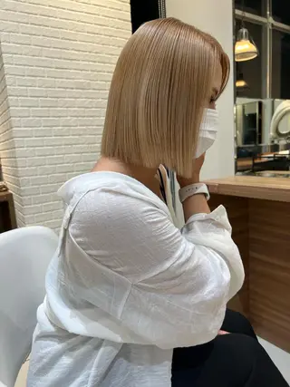 ショート カラー ワンホンヘア RYOTAのヘアスタイル