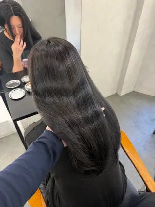 ロング カリン🎀 艶カラー/レイヤーのヘアスタイル