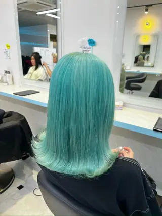 ミディアム カラー ブリーチカラー 🩵MIZUKIのヘアスタイル