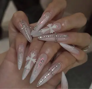 ネイル D-BEAUTY Nailsalonのネイルデザイン