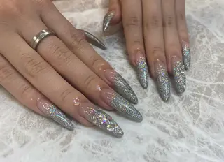 ロング ネイル salon Lilouのネイルデザイン