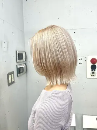 ミディアム カラー ハッシュカット/ハイ トーン/HIROKIのヘアスタイル
