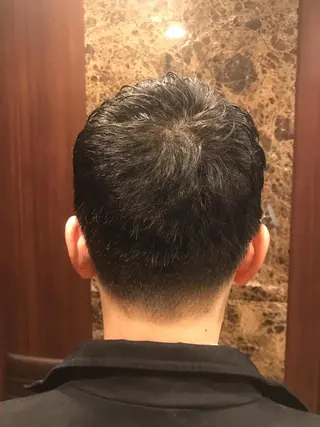 ミディアム メンズ HIRO GINZA 銀座一丁目店のヘアスタイル
