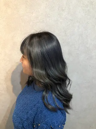 ミディアム K Kenのヘアスタイル