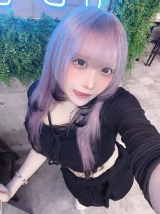 ロング カラー ホワイト&レイヤーカ ットエクステ長畠俊輔のヘアスタイル