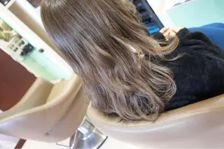セミロング 松田 みのりのヘアスタイル