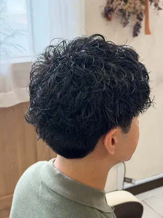 ミディアム パーマ メンズ ヘントナ カイのヘアスタイル
