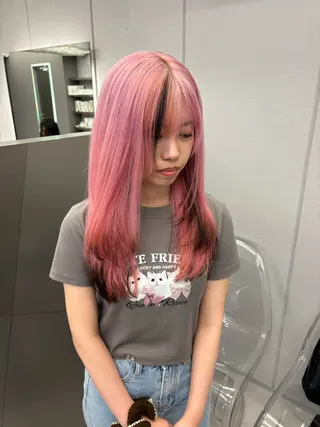 ロング mei ブリーチのヘアスタイル