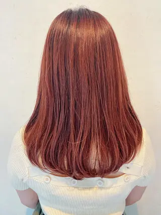 セミロング カラー 伊藤 さやかのヘアスタイル