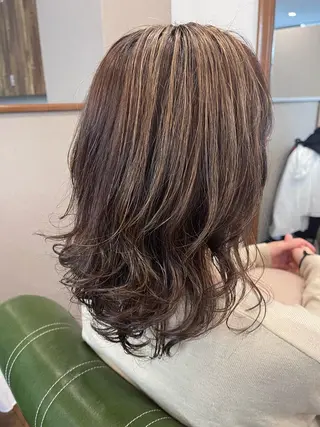 セミロング 髪質改善/カラー 🖤‎🤍川島のヘアスタイル
