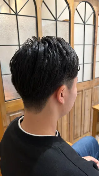 ショート 似合わせ 顔周りYUUGAのヘアスタイル