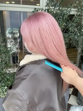 ロング 石戸 春菜のヘアスタイル