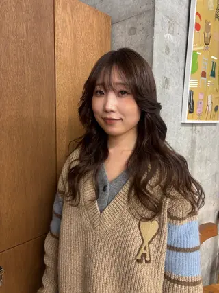 カラー 佐々木 遥菜のヘアスタイル