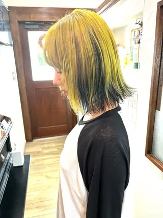 ミディアム カラー grand juteのヘアスタイル