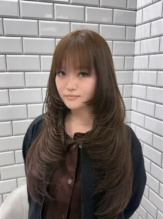 ロング ayano /レイヤー/艶カラーのヘアスタイル