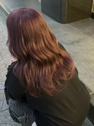ロング カラー 🍓ブリーチカラー 🎀nene🍓のヘアスタイル