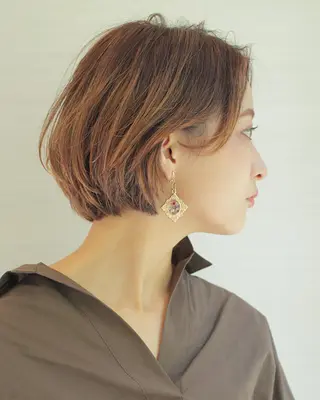 ショート カラー 癖毛女子が大変身✨ 美髪メイク美容師のヘアスタイル