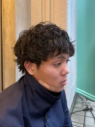 ショート パーマ メンズ 高橋 充輝のヘアスタイル