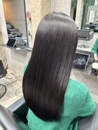 なかの たくみ /髪質改善/艶髪のヘアスタイル