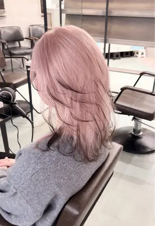 セミロング SENA/ハイトーン /コーンロウのヘアスタイル
