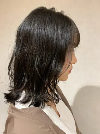 ミディアム yamauchi mikuのヘアスタイル