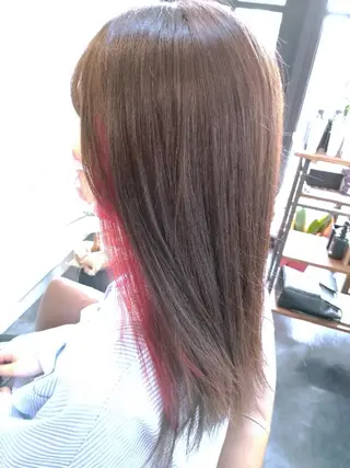 カラー ロング charme 木澤のヘアスタイル