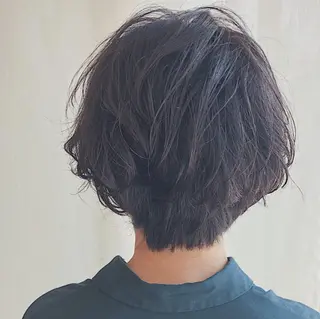 ショート カラー 山中 直輝のヘアスタイル