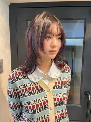 ミディアム カラー Airi 韓国y2k ハイレイヤーのヘアスタイル