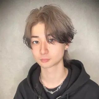 ミディアム カラー メンズ 西 来輝のヘアスタイル