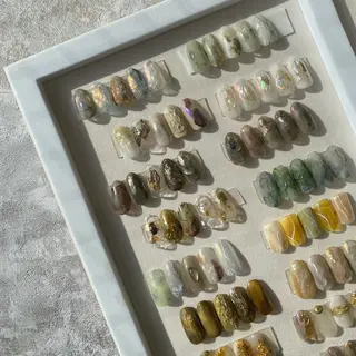 ネイル 栗林 実莉のネイルデザイン