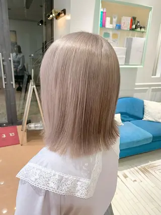 ミディアム カラー 🫧艶ダブルカラー ブリーチ🫧トモヤのヘアスタイル