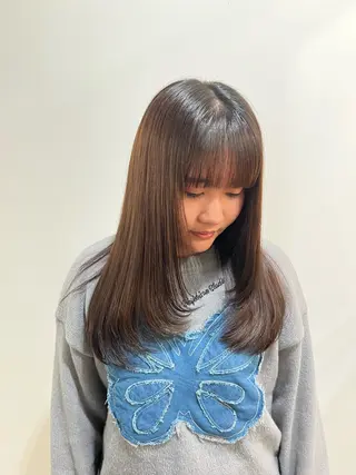 ロング ワタナベ モカ🦢ダブルカラーのヘアスタイル