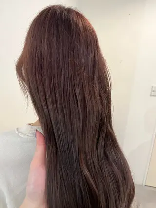 ロング カラー 黒川 綾音のヘアスタイル