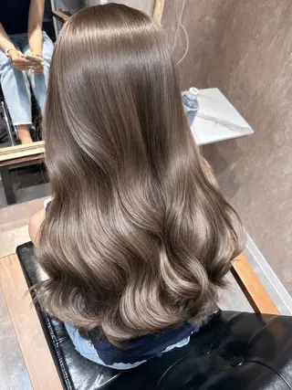 セミロング quill クイル　ツボイタクマのヘアスタイル