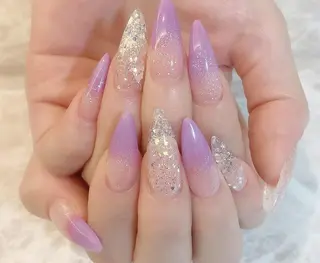 ネイル VIVIAN リサのネイルデザイン