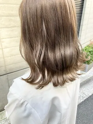 ミディアム ✨色持ちの良い艶 カラー✨蟹江真世のヘアスタイル
