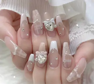 ネイル D-BEAUTY Nailsalonのネイルデザイン