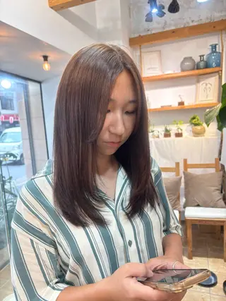 ロング カラー カネコ ナナミのヘアスタイル