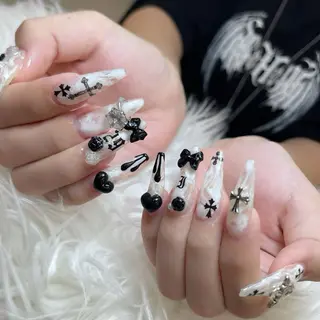 ネイル HIKARIHANA NAILのネイルデザイン