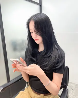 ロング 韓国レイヤーカット 髪質改善▫️水野有真のヘアスタイル