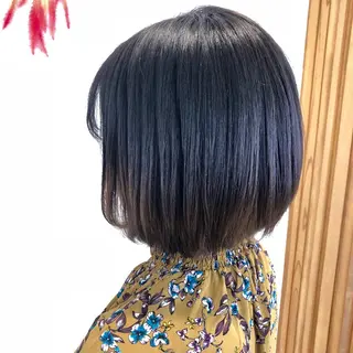 ショート カラー 小顔レイヤー/ ベージュ🤍Rieのヘアスタイル