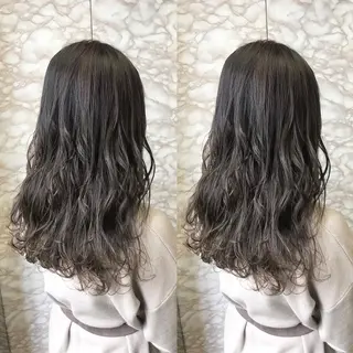 セミロング カラー 🉐レイヤー/塩見 弘樹🉐渋谷のヘアスタイル