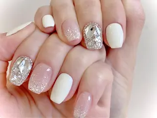 ネイル Vogusty's Nail 鶴見店のネイルデザイン