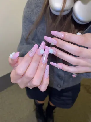 ネイル Glow Nail スカルプ専門店のネイルデザイン