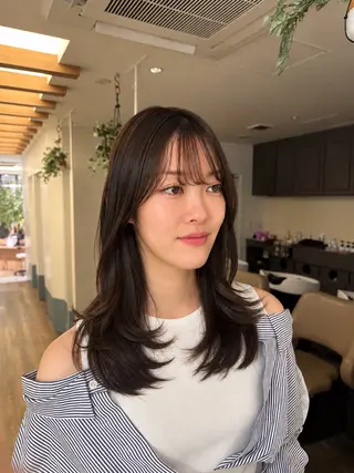 ロング カラー ヤスマルユイカ 髪質改善/透明カラーのヘアスタイル