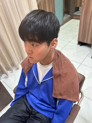 メンズ フェザーパーマ 🌎Rino🔚のヘアスタイル