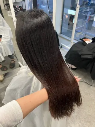 ロング Natsumi / 透明感艶カラーのヘアスタイル